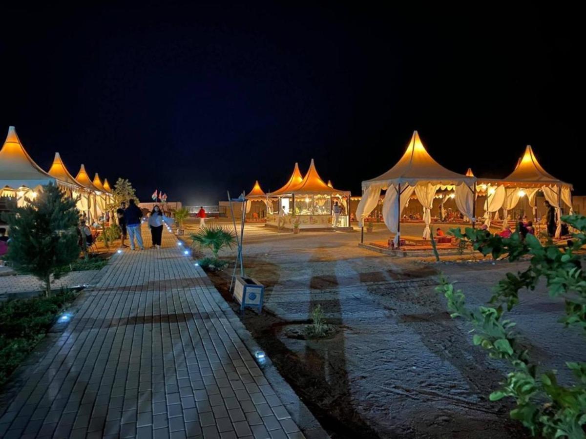 Al Sultana Luxury Camp Villa Wadi Rum Eksteriør bilde